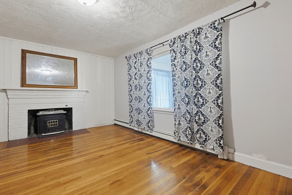 407 Ralph Talbot St, Weymouth MA 02190 photo 11