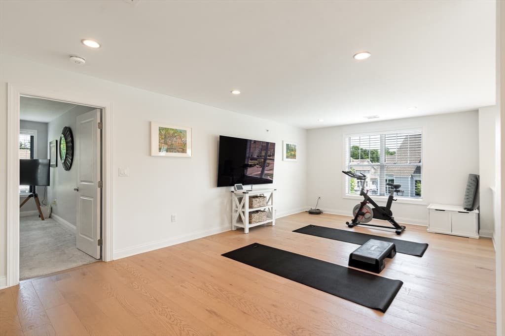 36 Phoebe St # 36, Methuen MA 01844 photo 32