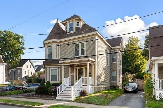 52 Eastern Ave, Lynn MA 01902 photo 2
