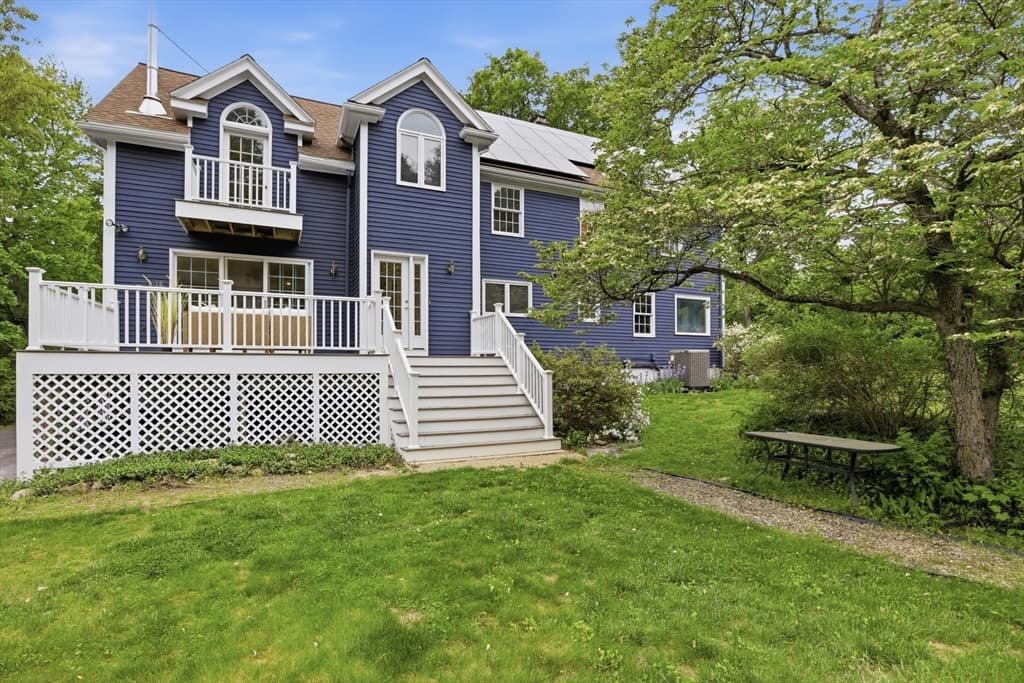 106 Concord Rd, Bedford MA 01730 photo 36