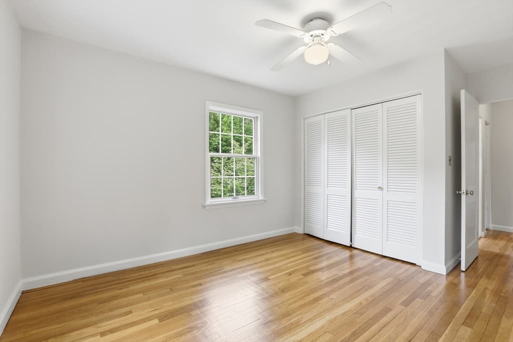 106 Concord Rd, Bedford MA 01730 photo 24