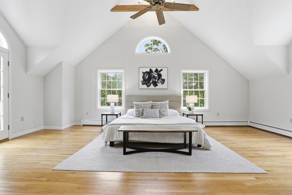 106 Concord Rd, Bedford MA 01730 photo 15