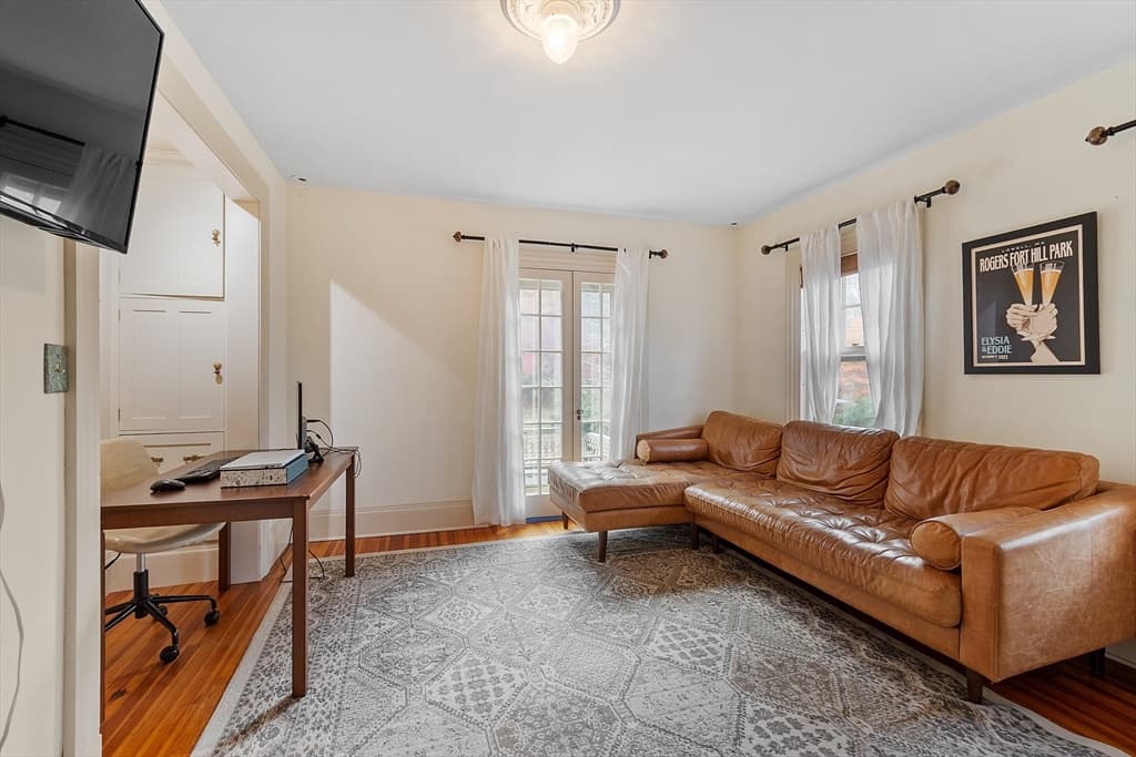 144 Hanks Street, Lowell MA 01852 photo 29