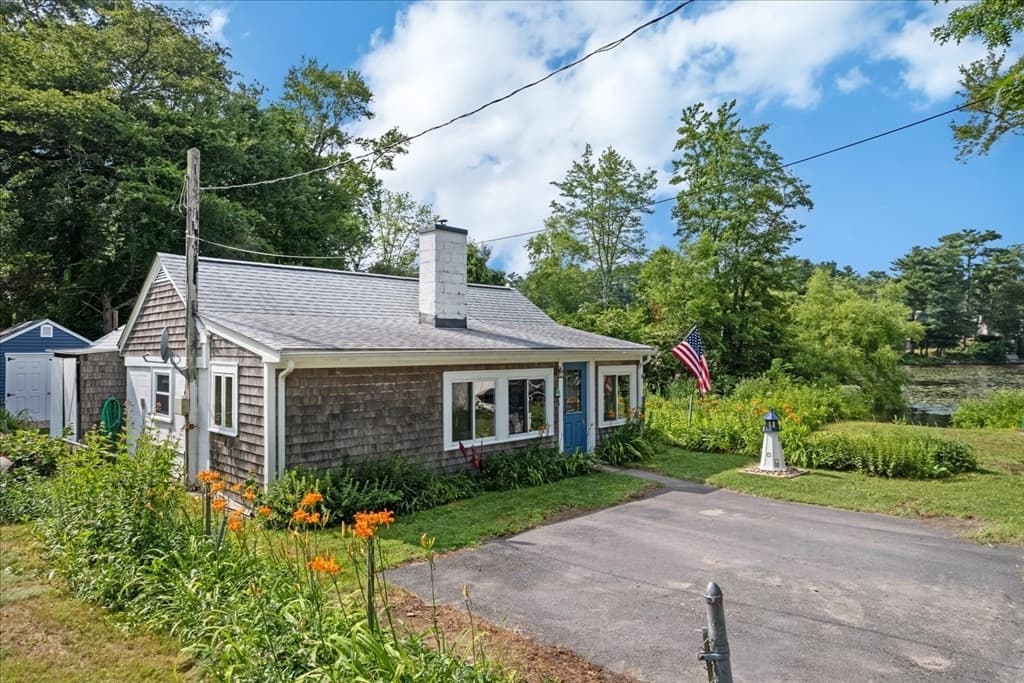15 Charles St, Lakeville MA 02347 photo 26