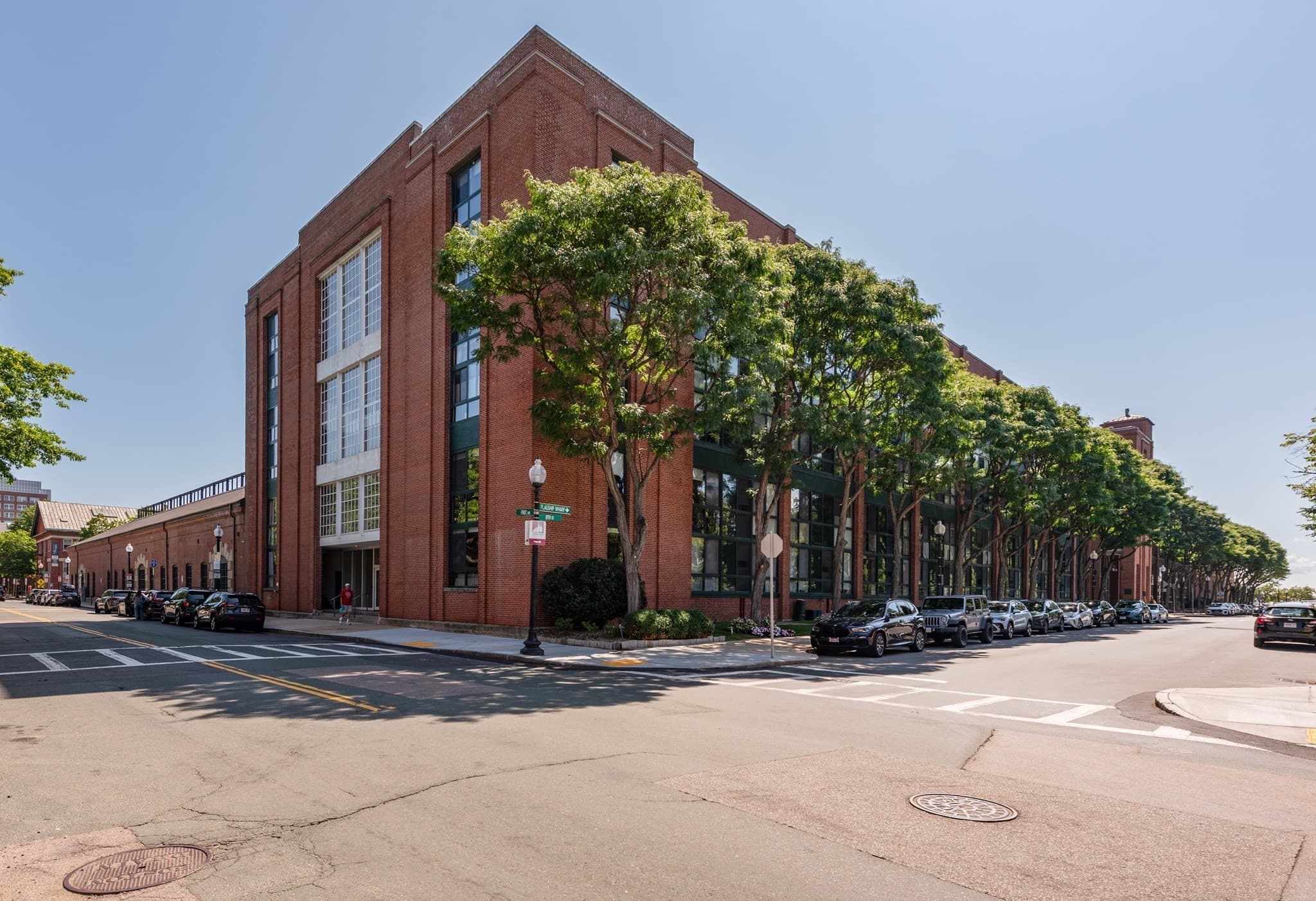 42 Eighth St # 1305, Boston MA 02129