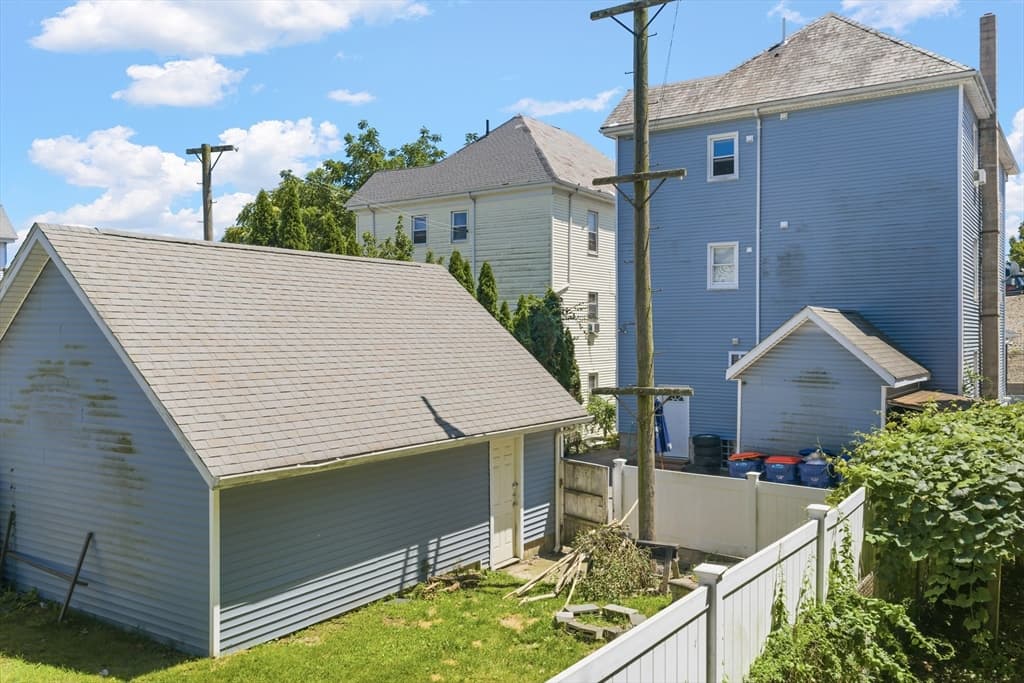 433 Cedar Grove St, New Bedford MA 02746 photo 18