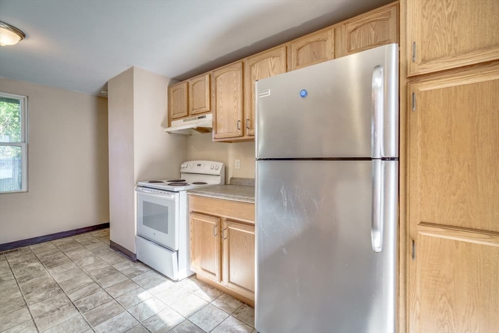 42 Fox Run, Southbridge MA 01550 photo 6