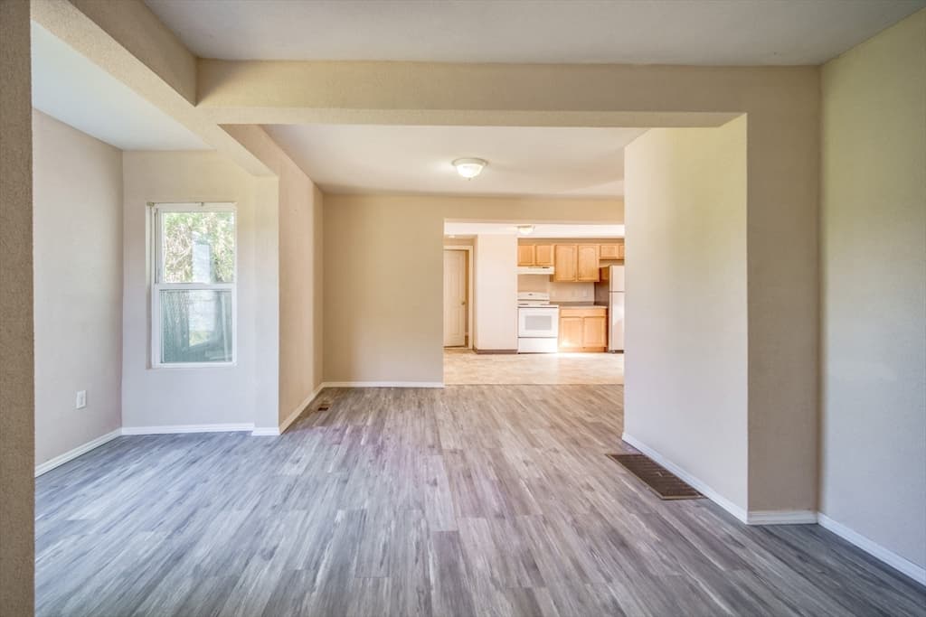 42 Fox Run, Southbridge MA 01550 photo 9