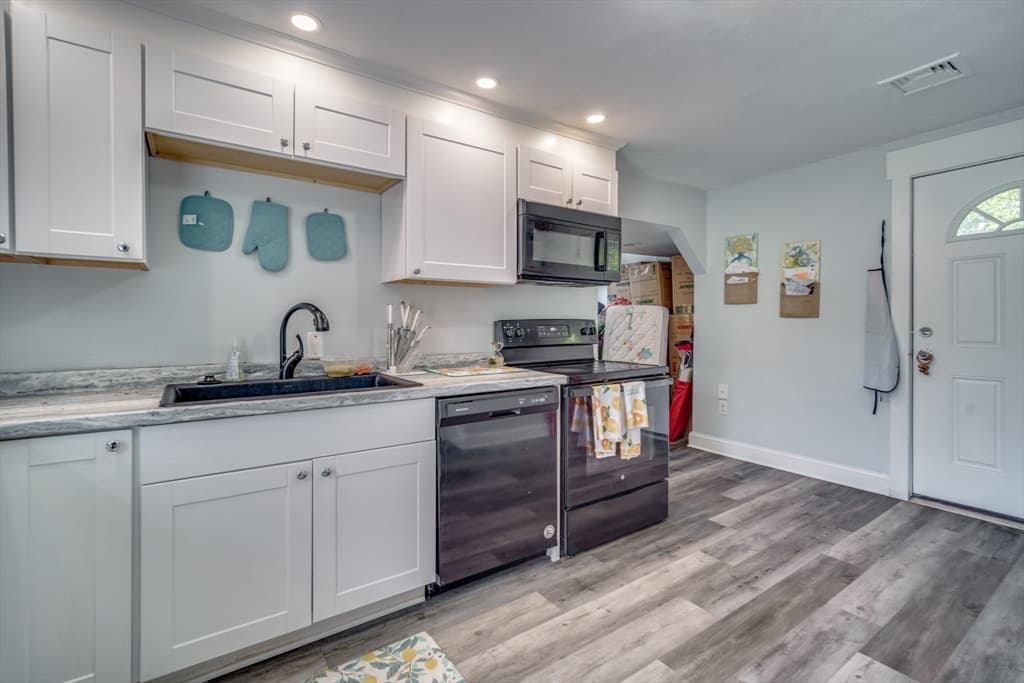 42 Fox Run, Southbridge MA 01550 photo 10