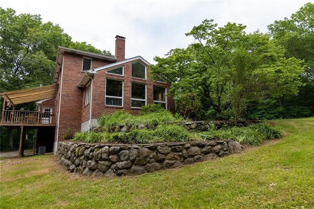 20 Lincoln Drive, North Smithfield RI 02896 photo 3