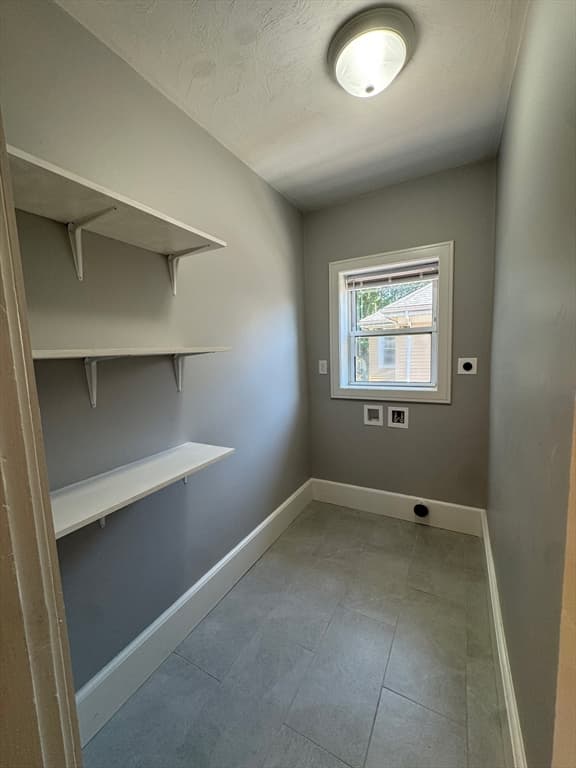 55 May Ave, Brockton MA 02301 photo 25