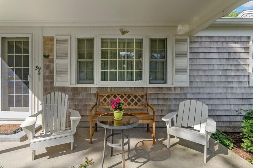 Single Family Residence at 39 Phyllis Dr, Yarmouth MA 02664, photo 2 of 33
