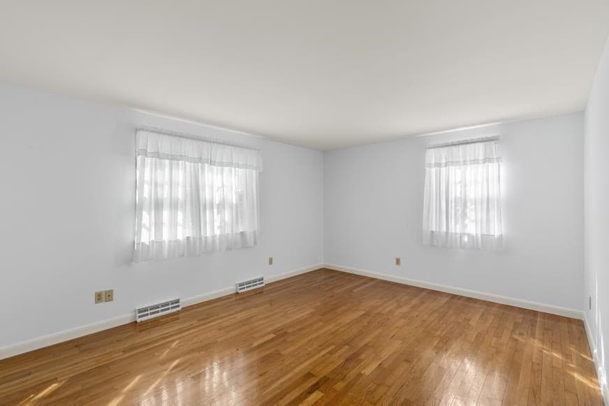 Single Family Residence at 39 Phyllis Dr, Yarmouth MA 02664, photo 15 of 33