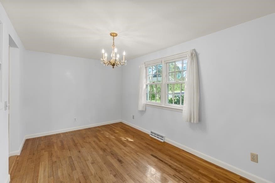 Single Family Residence at 39 Phyllis Dr, Yarmouth MA 02664, photo 8 of 33
