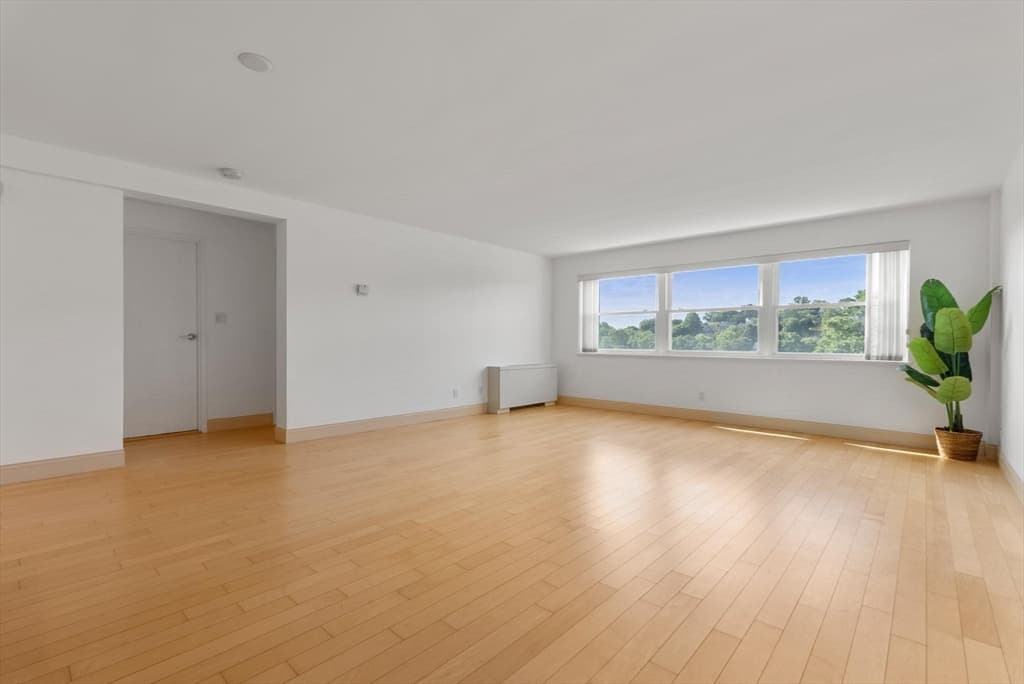 1600 Beacon St # 902, Brookline MA 02446 photo 22