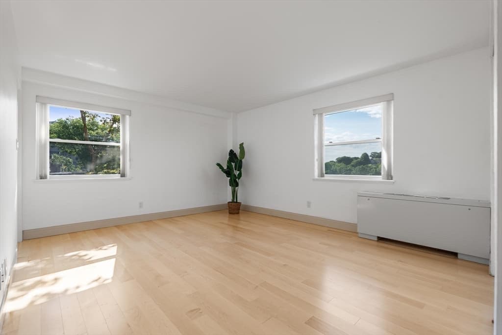1600 Beacon St # 902, Brookline MA 02446 photo 18