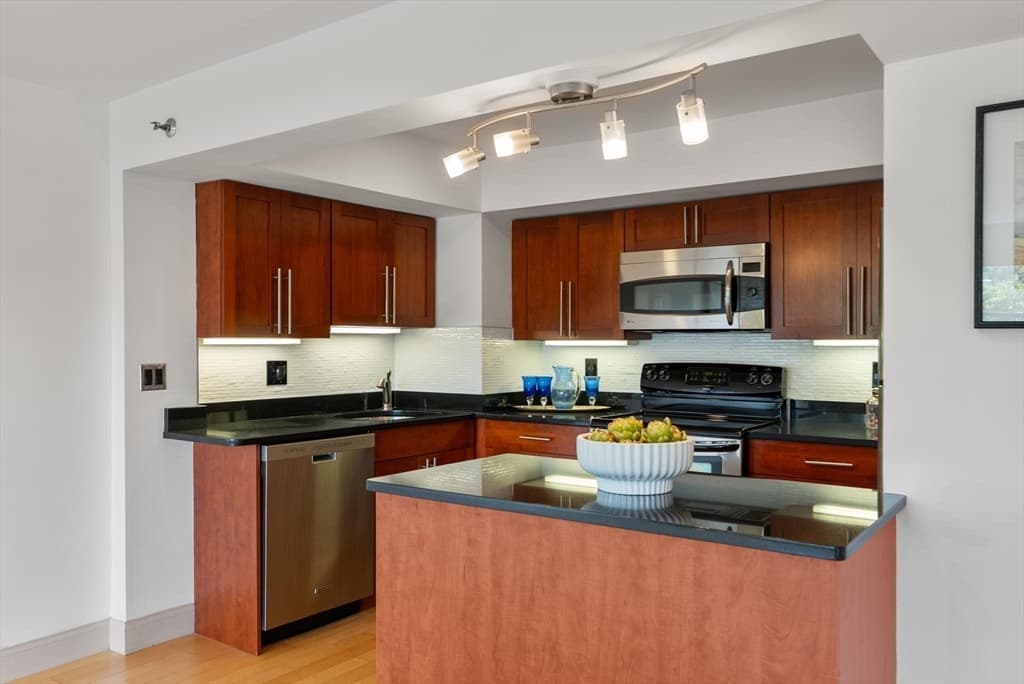 1600 Beacon St # 902, Brookline MA 02446 photo 19