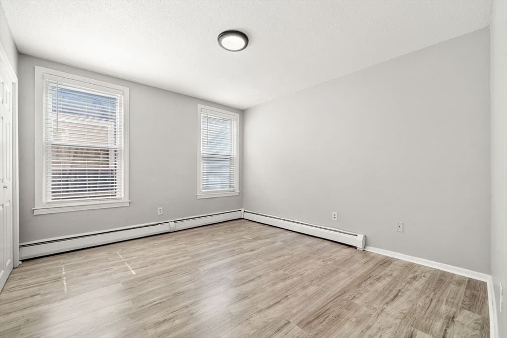 3 Family - 3 Units Up/Down at 35 Pond St, Boston MA 02136, Boston, photo 13 of 42