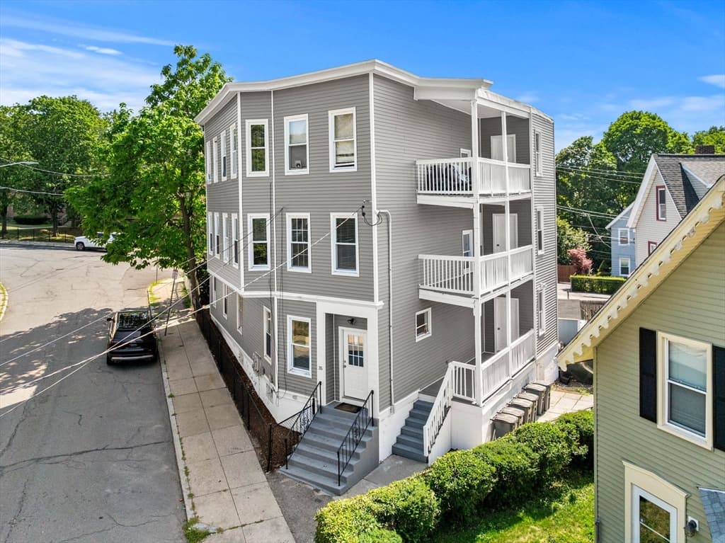 3 Family - 3 Units Up/Down at 35 Pond St, Boston MA 02136, Boston, photo 34 of 42