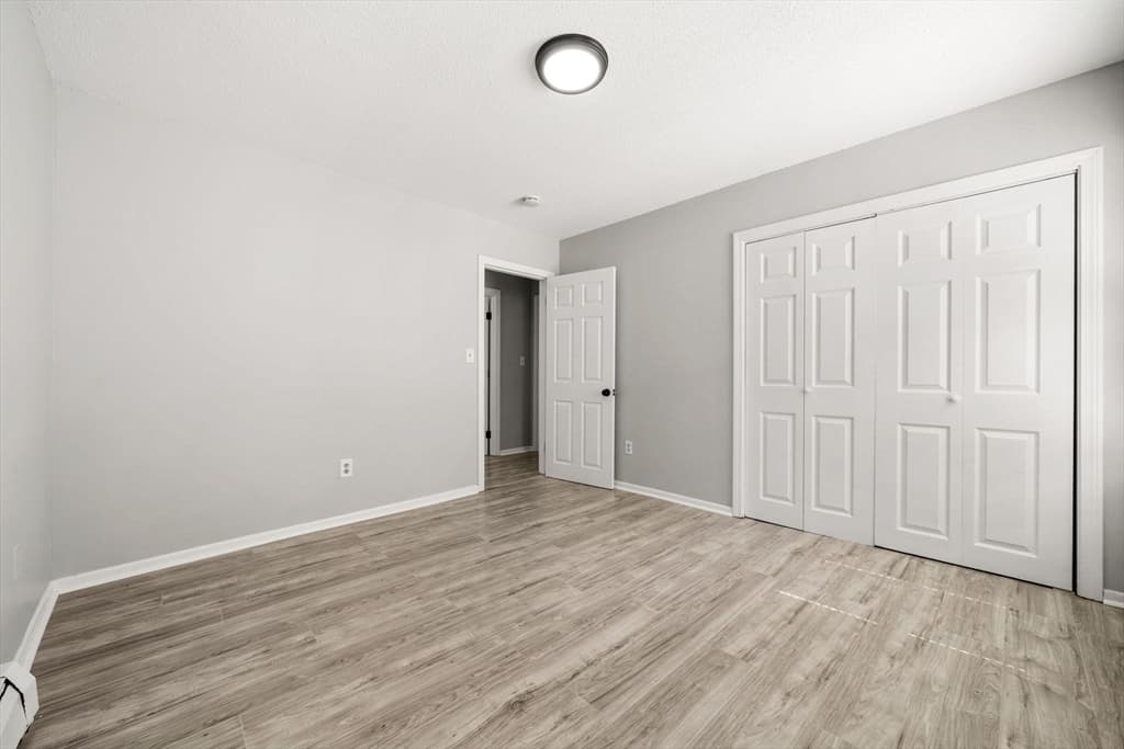 3 Family - 3 Units Up/Down at 35 Pond St, Boston MA 02136, Boston, photo 14 of 42