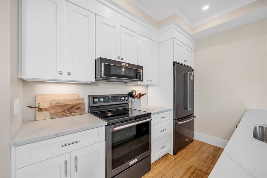 142 Main St # 4, Amesbury MA 01913 photo 6
