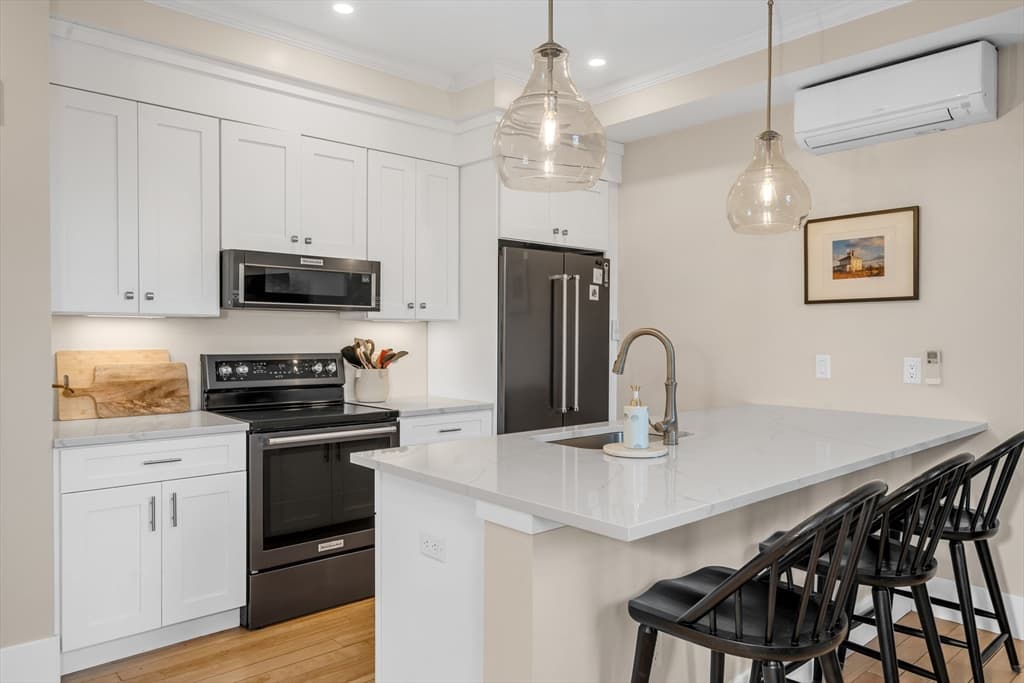 142 Main St # 4, Amesbury MA 01913 photo 11