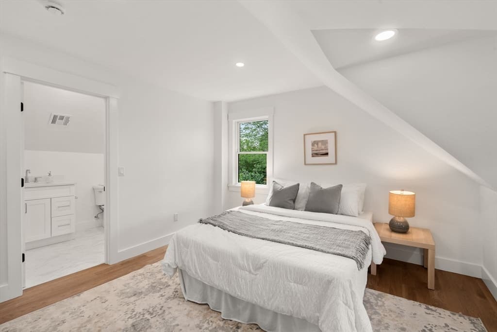 220 Sycamore Street, Watertown MA 02472 photo 30