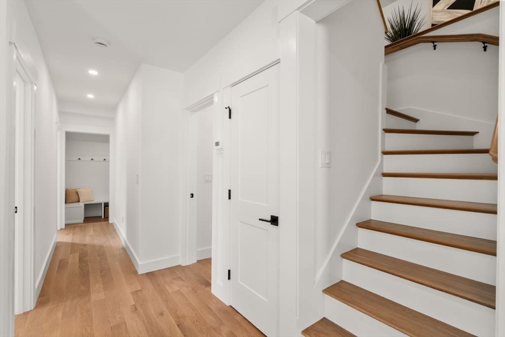 220 Sycamore Street, Watertown MA 02472 photo 18