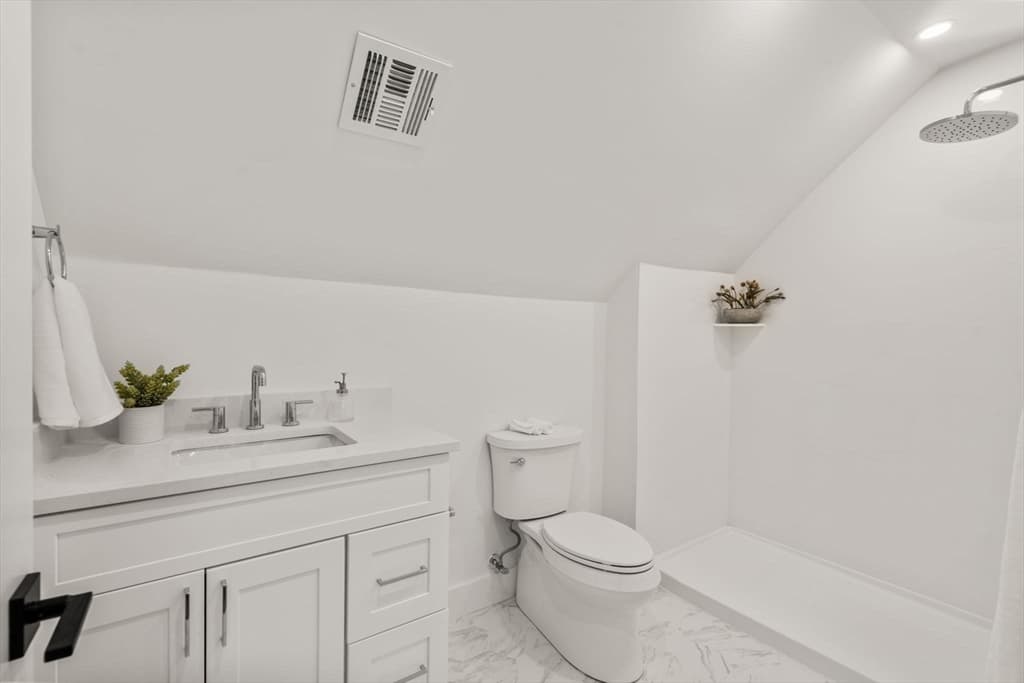 220 Sycamore Street, Watertown MA 02472 photo 31