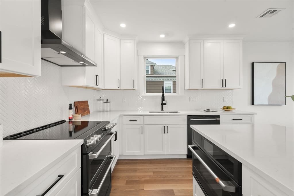 220 Sycamore Street, Watertown MA 02472 photo 8