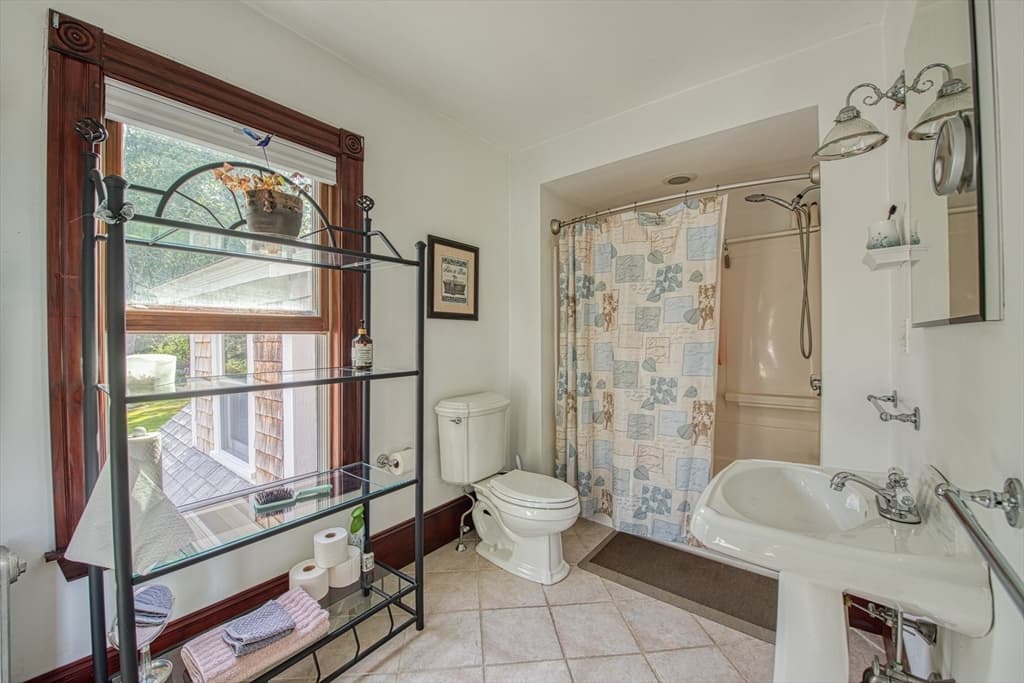 896 Sandwich Rd, Bourne MA 02561 photo 39
