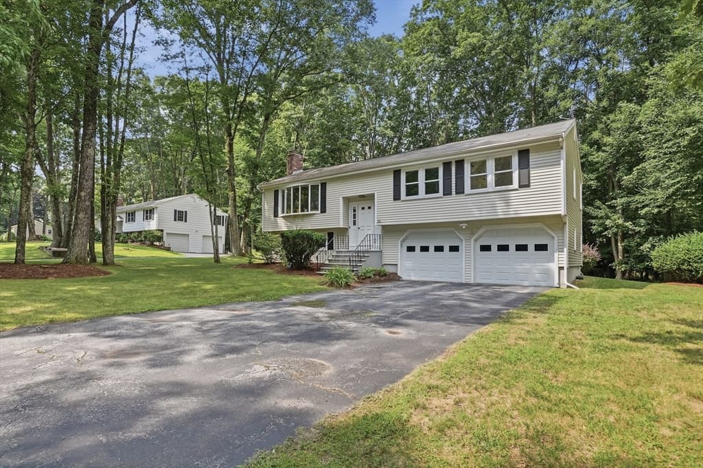 36 Valentine Rd, Northborough MA 01532 photo 2