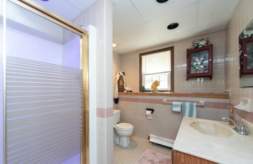 Single Family Residence at 140 Bayberry Cir, Bridgewater MA 02324, photo 20 of 25