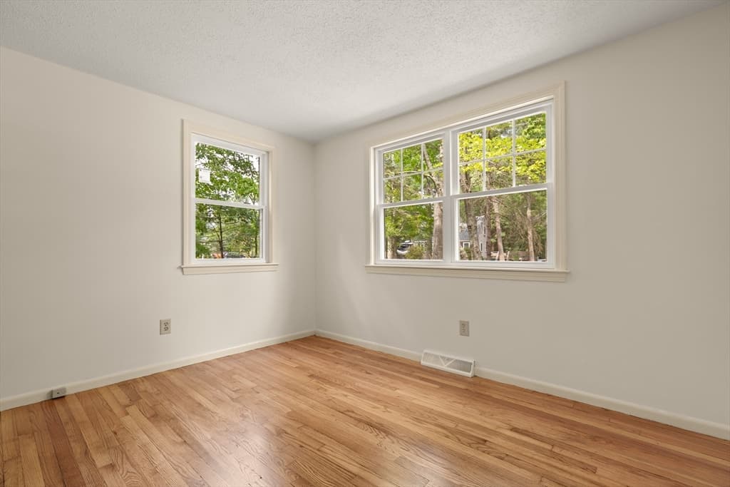 18 Great Meadow Dr, Carver MA 02330 photo 9