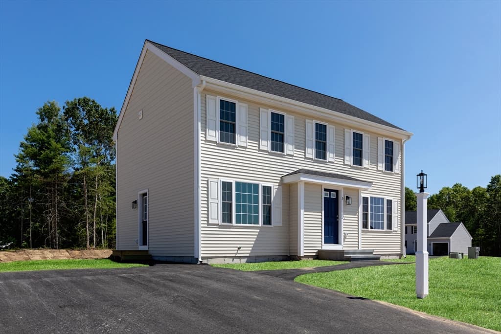 5 Bumblebee Dr, Plymouth MA 02360 photo 2