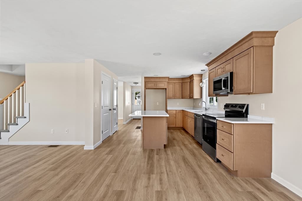 5 Bumblebee Dr, Plymouth MA 02360 photo 13