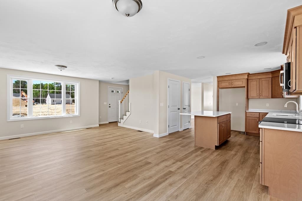 5 Bumblebee Dr, Plymouth MA 02360 photo 12