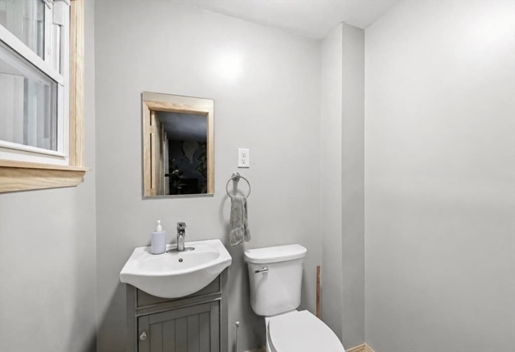 297 Montgomery Road, Westfield MA 01085 photo 28