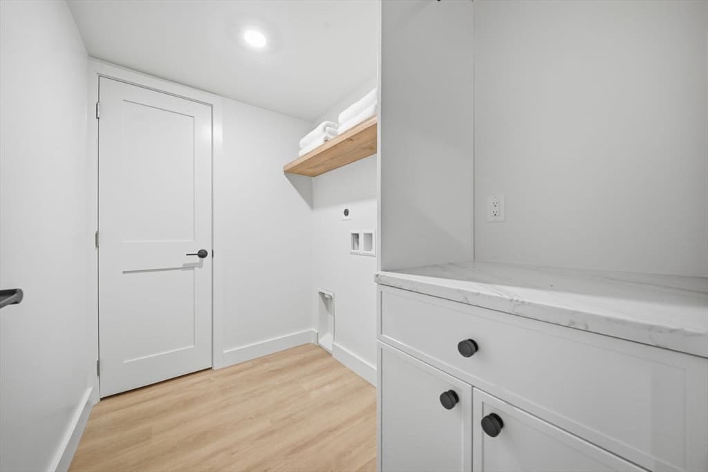 219 Hunting Rd, Needham MA 02494 photo 16