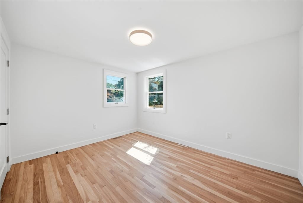 219 Hunting Rd, Needham MA 02494 photo 12
