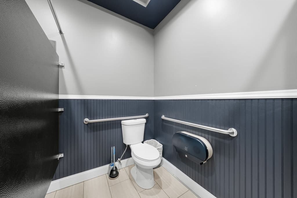 289 Acushnet Ave, New Bedford MA 02740 photo 31