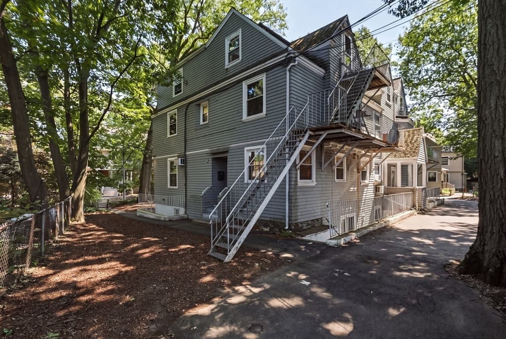 127 Kilsyth Rd # 3, Boston MA 02135 photo 28