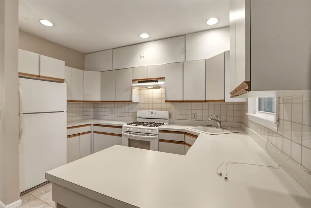127 Kilsyth Rd # 3, Boston MA 02135 photo 9