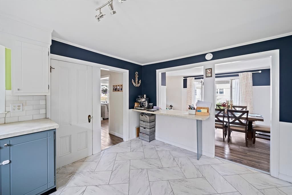 50 Standish Avenue, Plymouth MA 02360 photo 8