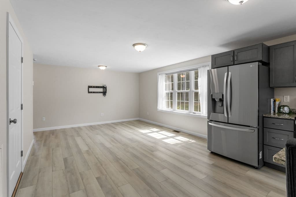 Condominium at 41 Tupper Hill Rd # 41, Plymouth MA 02360, photo 13 of 42