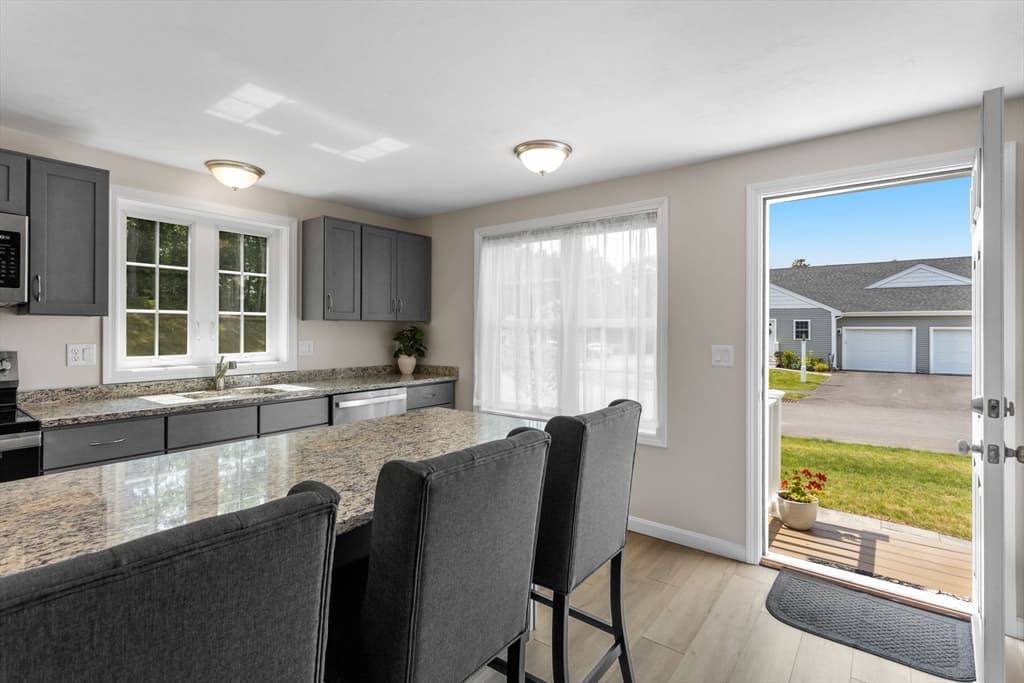 Condominium at 41 Tupper Hill Rd # 41, Plymouth MA 02360, photo 5 of 42