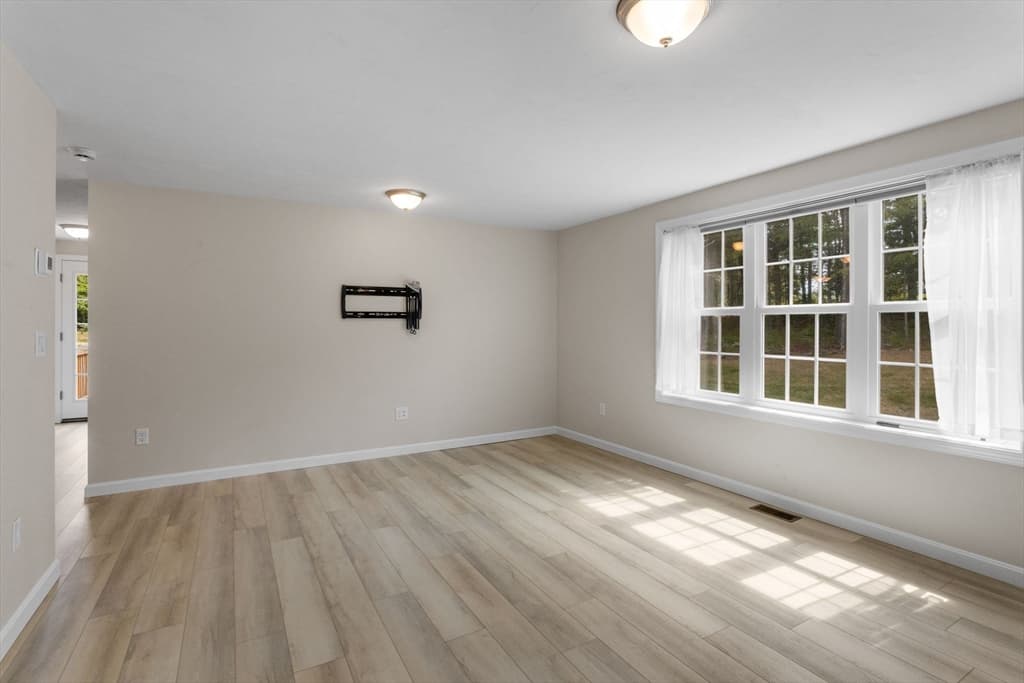 Condominium at 41 Tupper Hill Rd # 41, Plymouth MA 02360, photo 14 of 42