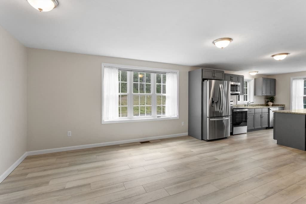 Condominium at 41 Tupper Hill Rd # 41, Plymouth MA 02360, photo 15 of 42