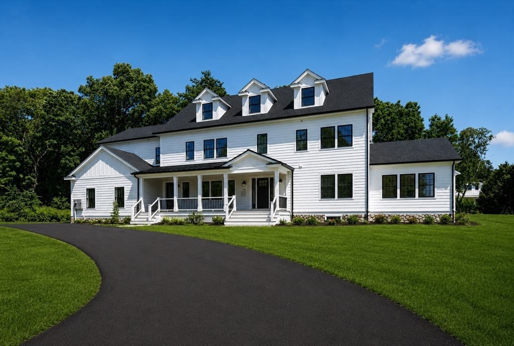 11 Viking Road, Winchester MA 01890