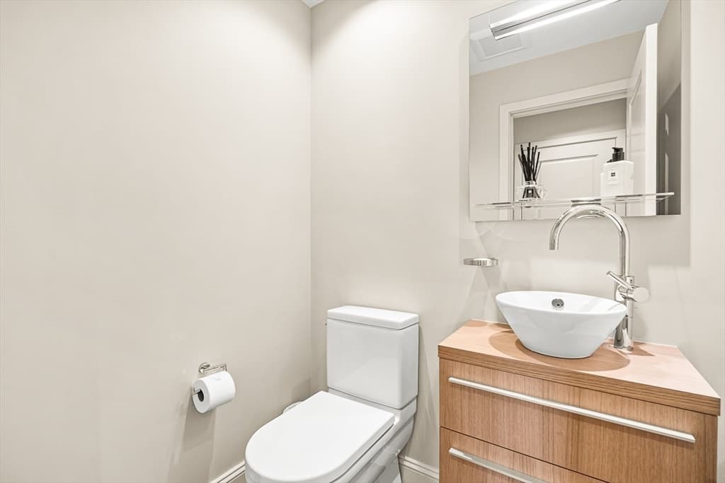 7 Wainwright Road # 113, Winchester MA 01890 photo 17